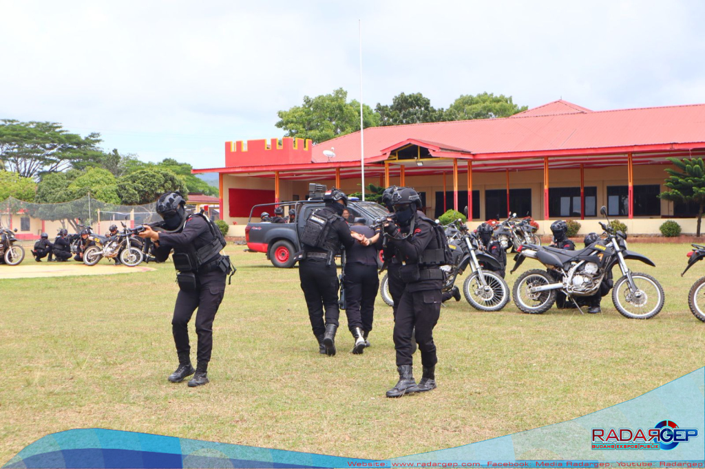 Brimob Batalyon C Pelopor Gelar Latihan Den 45 Anti Anarki, Perkuat Kesiapan Hadapi Situasi Kontinjensi